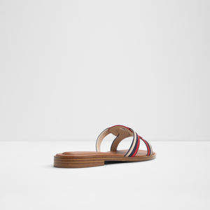 Erok / Flat Sandals