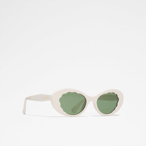European / Cat- eye Sunglasses