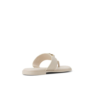 Evodie  /  Flat Sandals