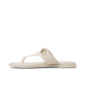 Evodie  /  Flat Sandals