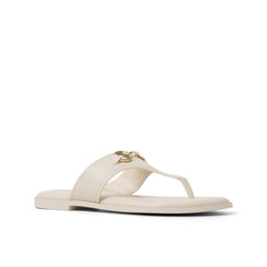 Evodie  /  Flat Sandals