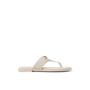 Evodie  /  Flat Sandals