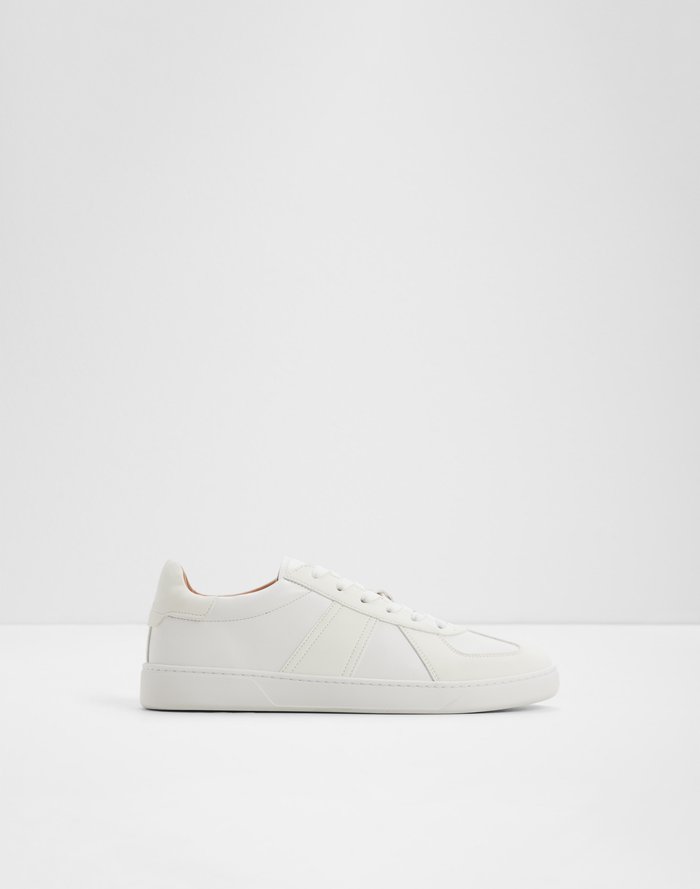 White Overflow Fender Men Footwear
