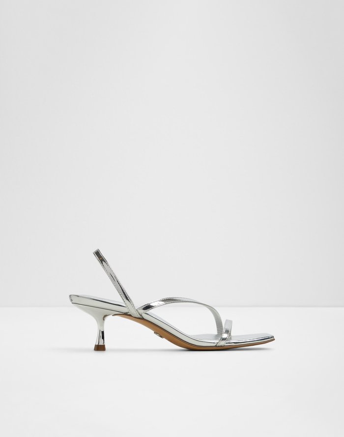 Ferra / Heeled Sandals