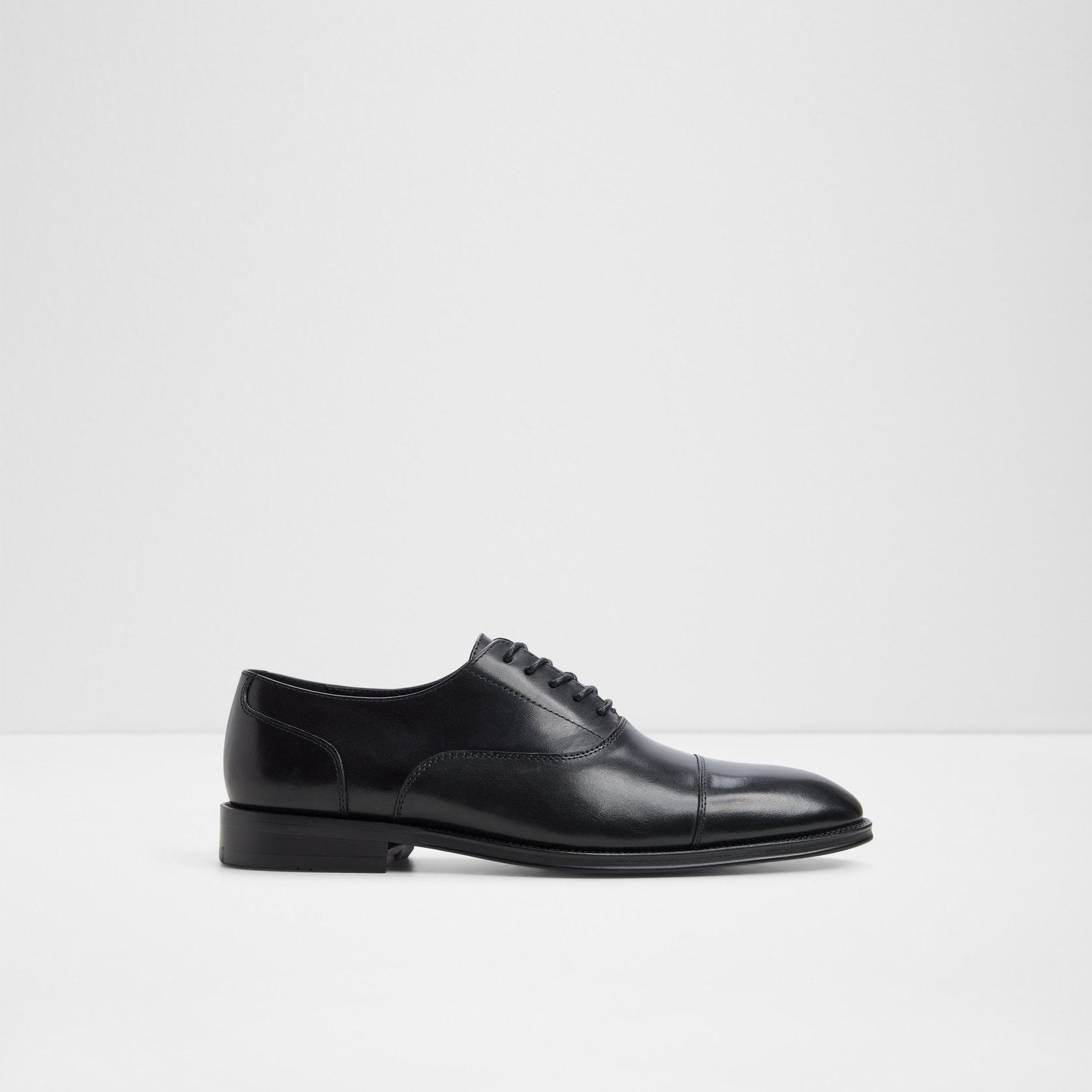 Fez / Lace Ups
