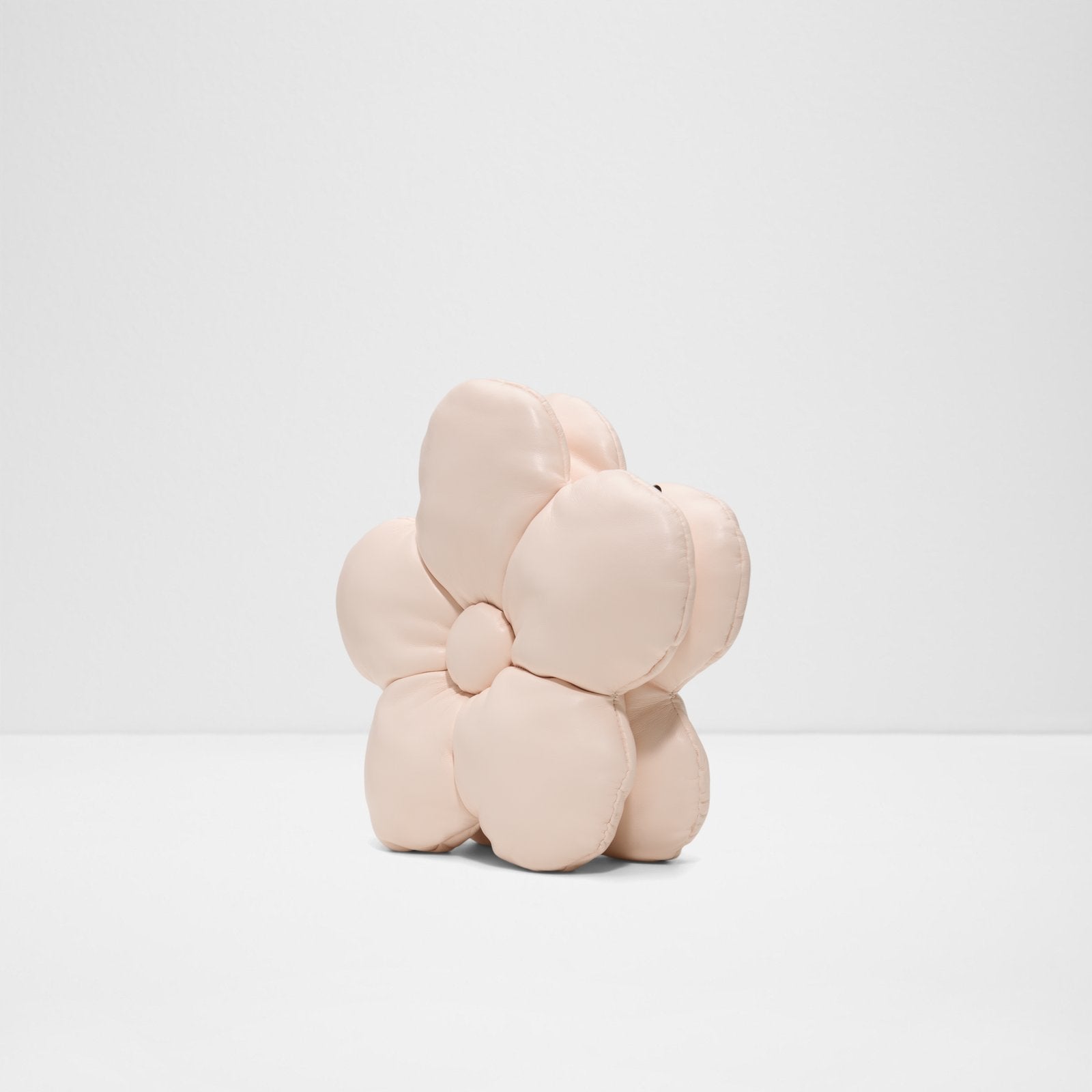 Fflowerpuff / قطع مميزة
