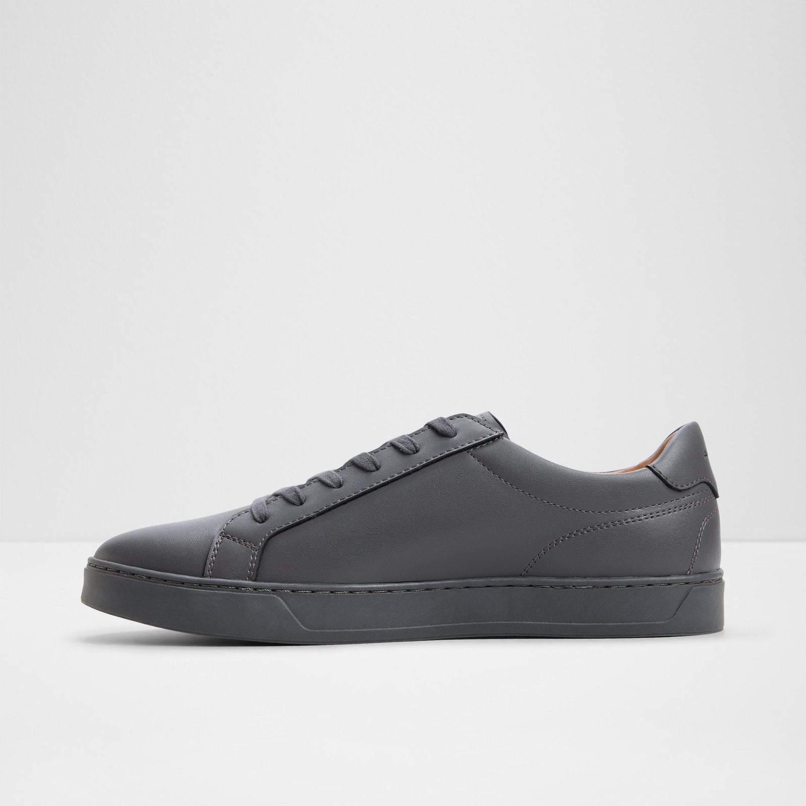 Fillip / Lace Ups