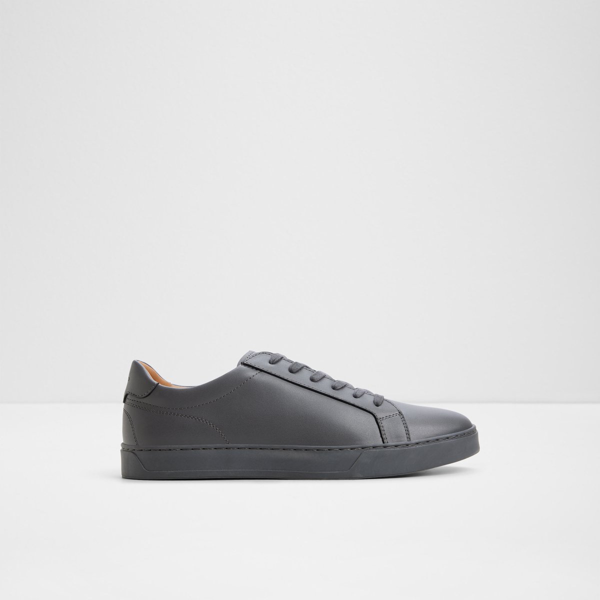 Fillip / Lace Ups