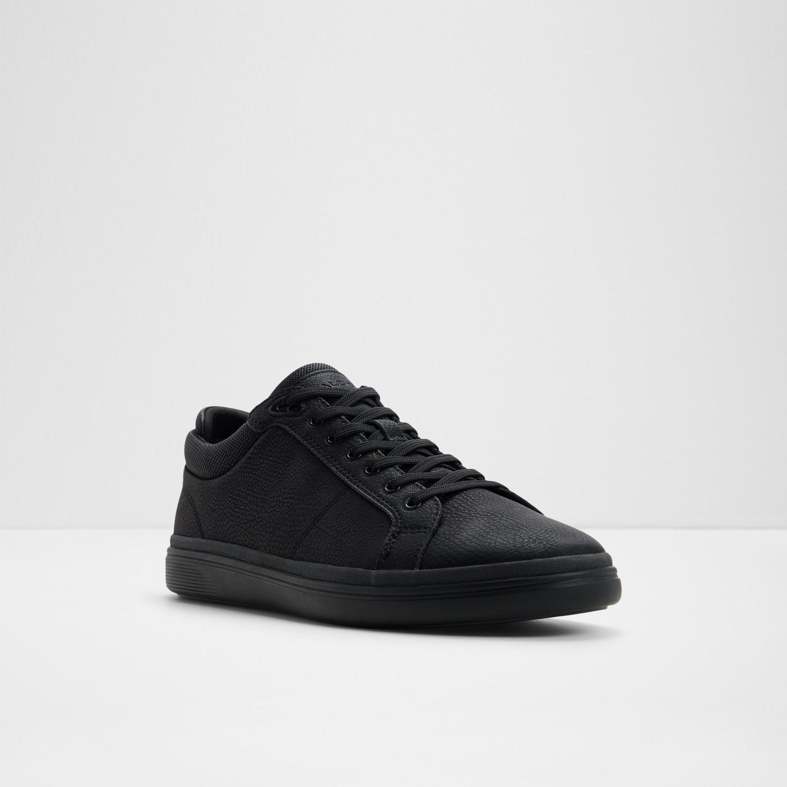 Finespec / Sneakers