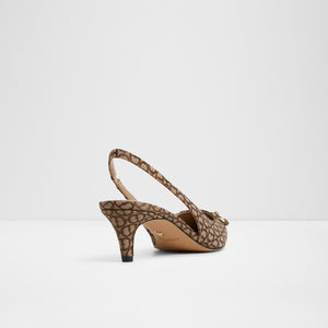 Finnea / Heeled Shoes