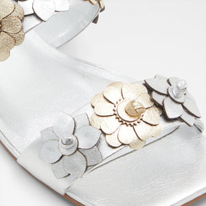Fiore / Flat Sandals