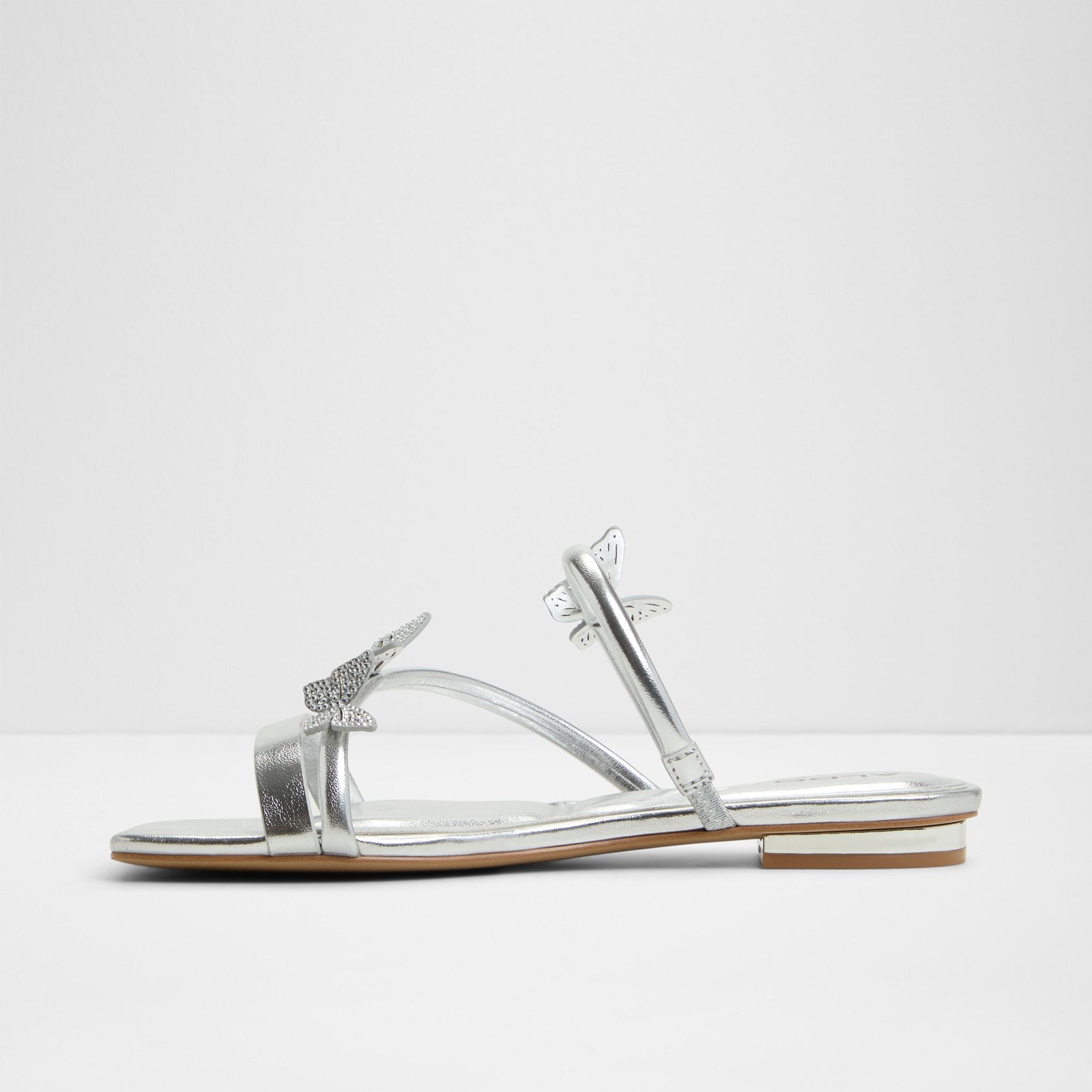 Flyhigh / Flat Sandals