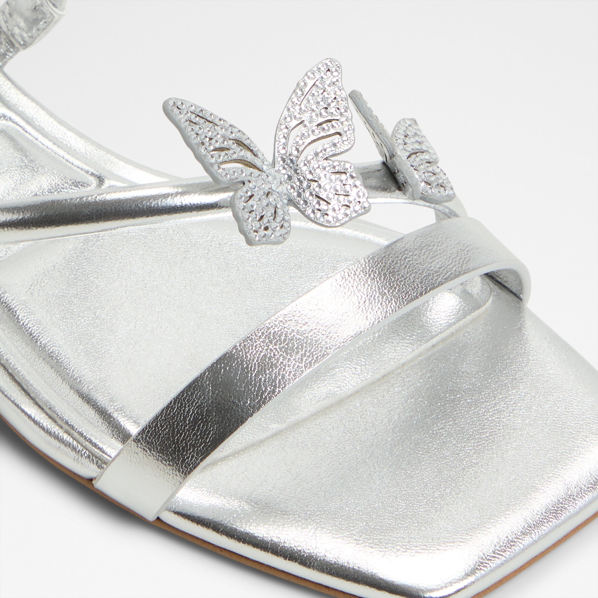 Flyhigh / Flat Sandals