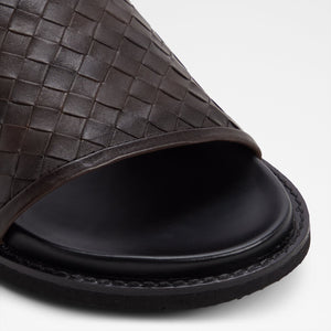 Fonti / Flat Sandals