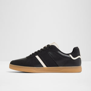 Freekick / Sneakers