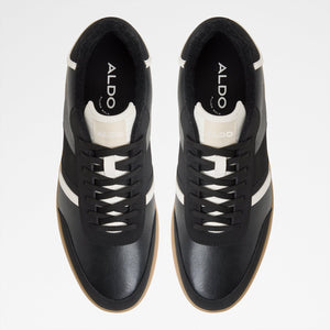 Freekick / Sneakers
