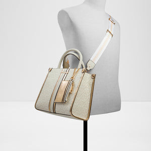 Gavalaelia / Satchel