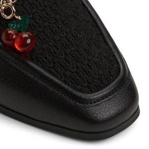 Gayle  /  Clogs & Mules