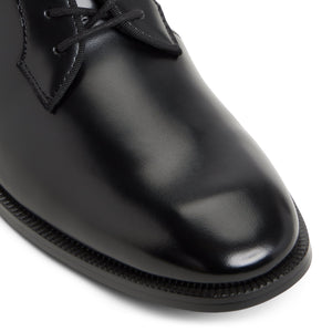 Gilroy / Lace Ups
