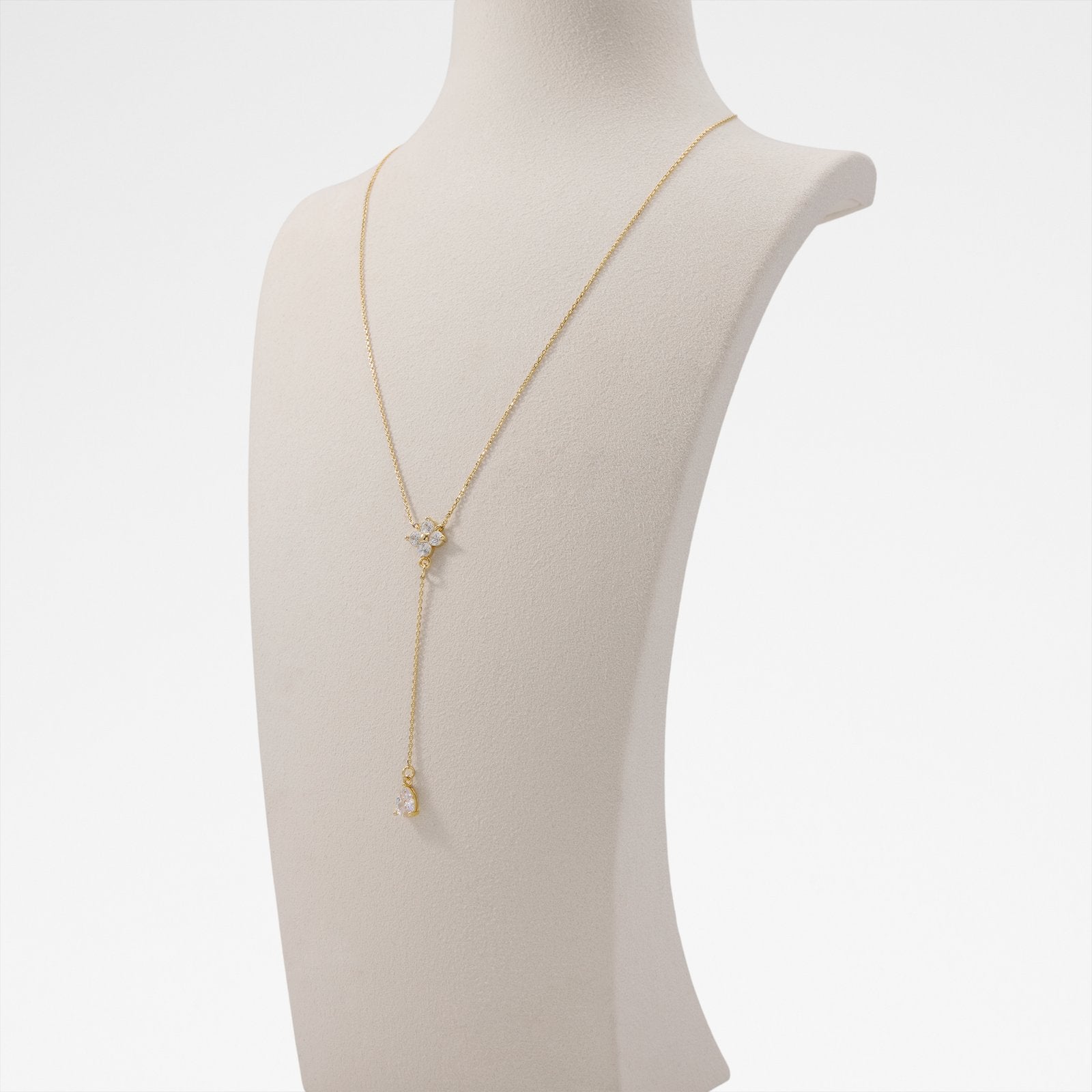 Ginni / Necklaces