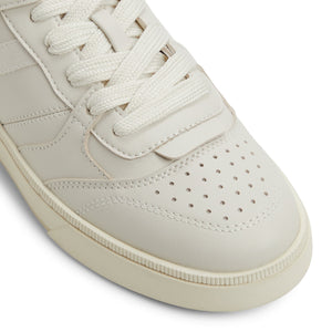 Girotto  /  Sneakers