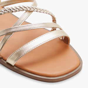 Giselaa \ Flat Sandals