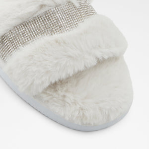 Glardondra / Slip Ons