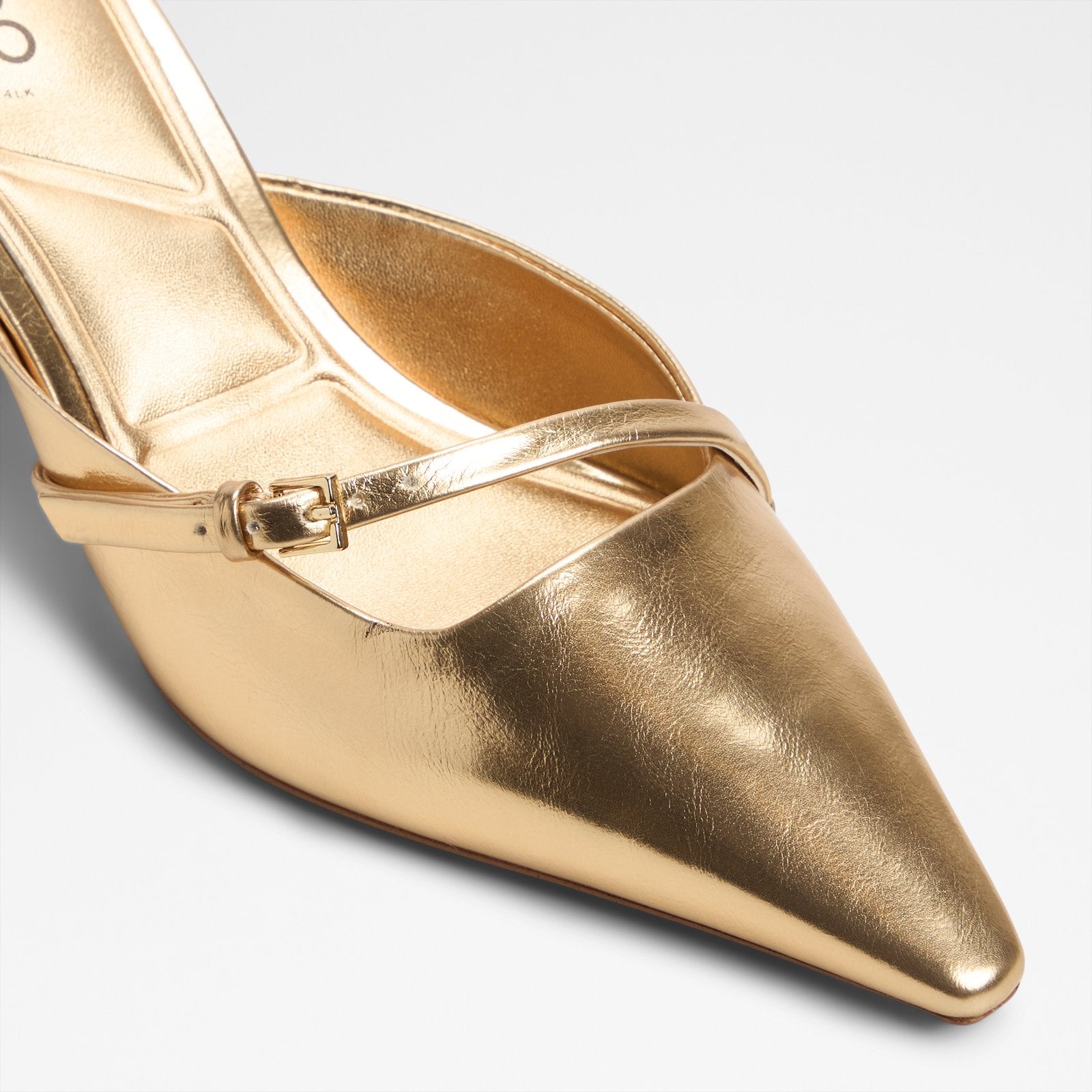 Goldenhaze / أحذية بكعب