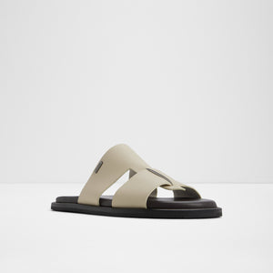 Gonzalo / Flat Sandals