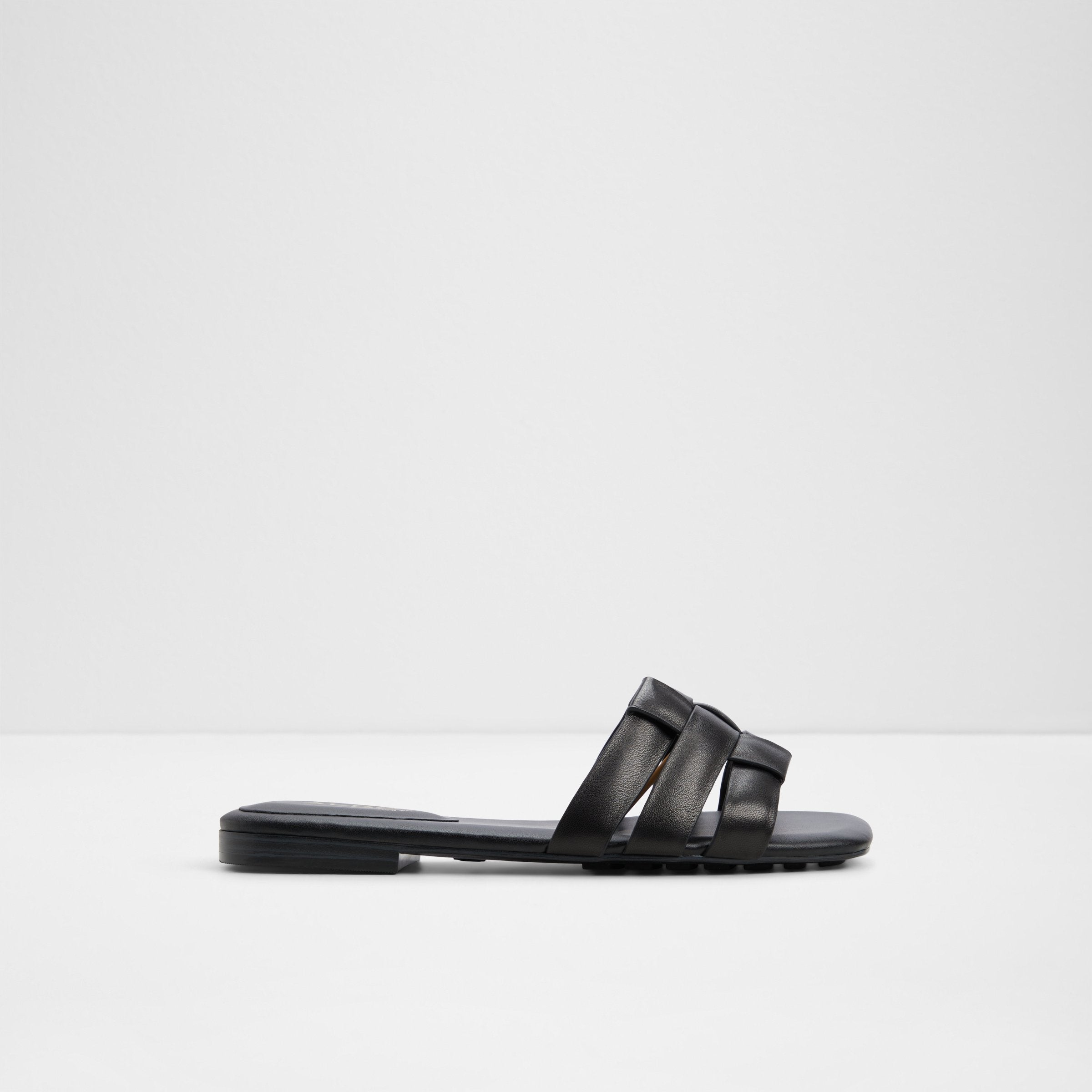 Gotosandal / صنادل مسطحة
