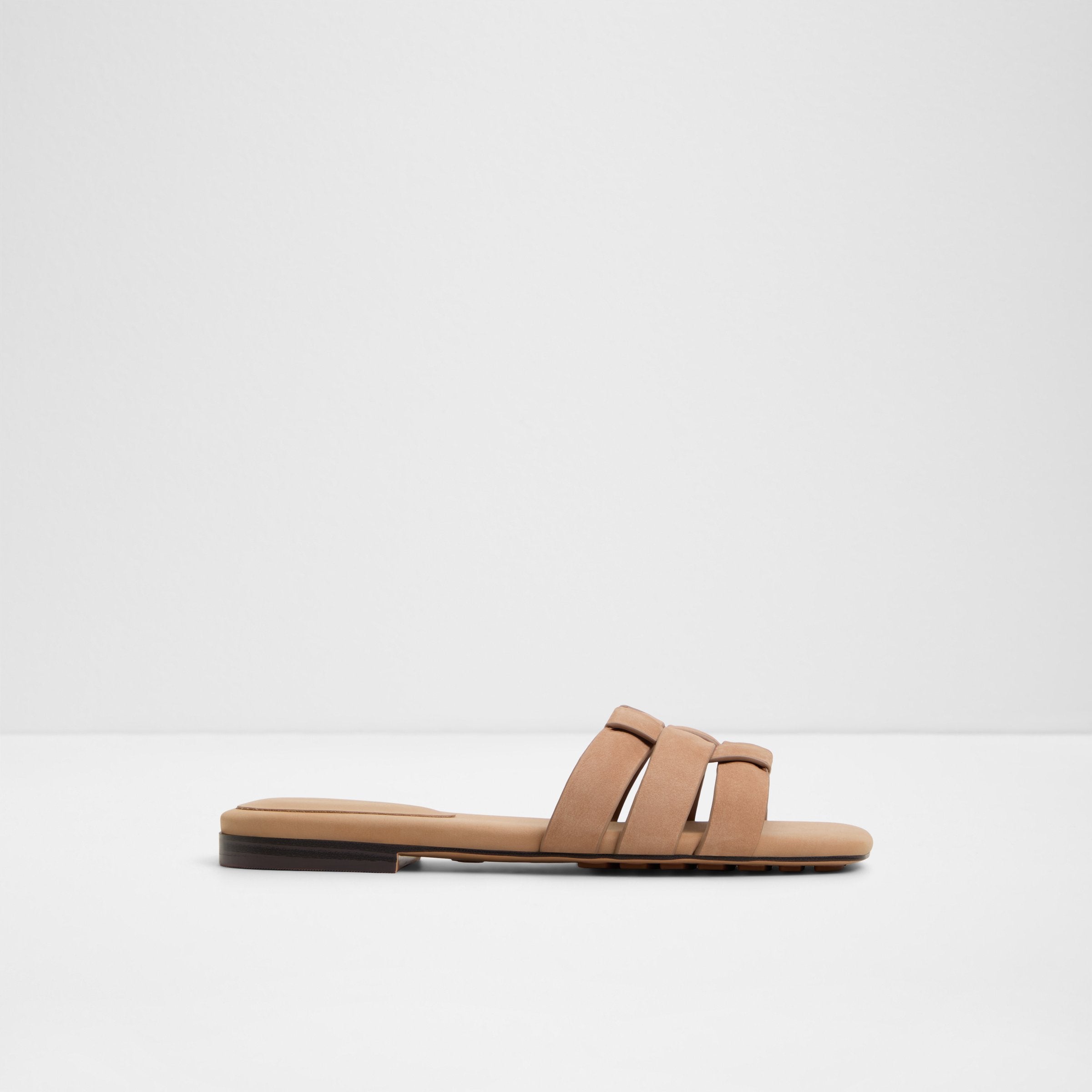Gotosandal / صنادل مسطحة