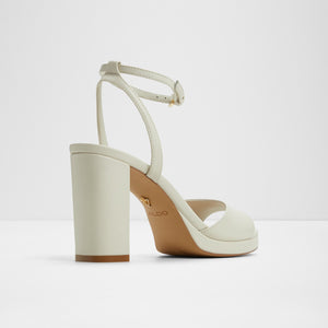 Gracious / Heeled Sandals