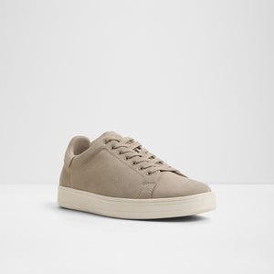 Grit / Sneakers