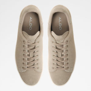 Grit / Sneakers