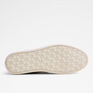 Grit / Sneakers