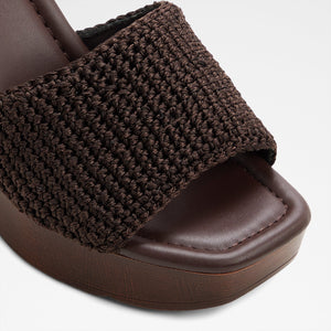 Grounded / Wedge Sandals