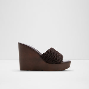 Grounded / Wedge Sandals