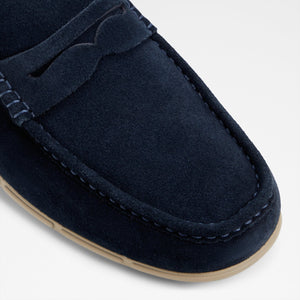 Gwud-in / Slip Ons