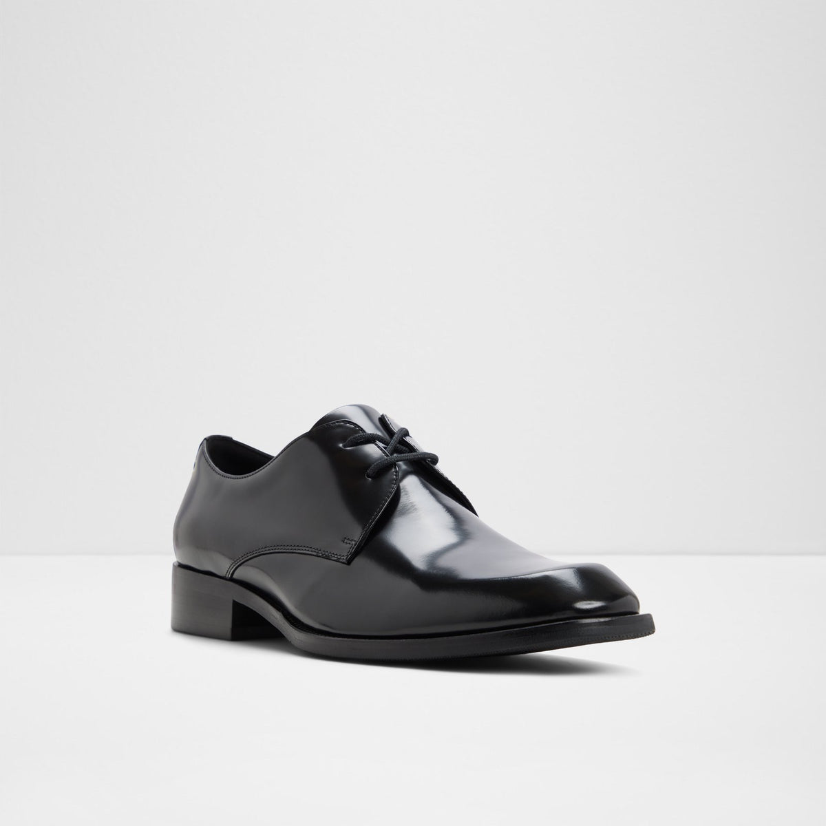 Hallow / Lace Ups
