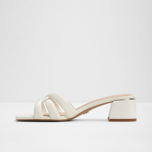 Hanne / Heeled Sandals