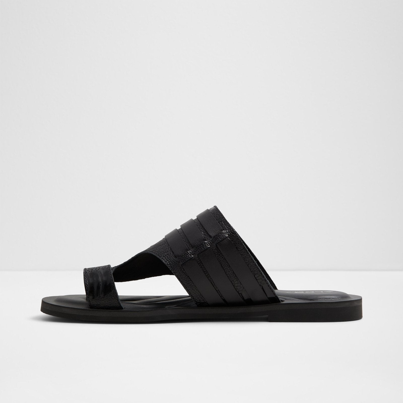 Haorin / Flat Sandals