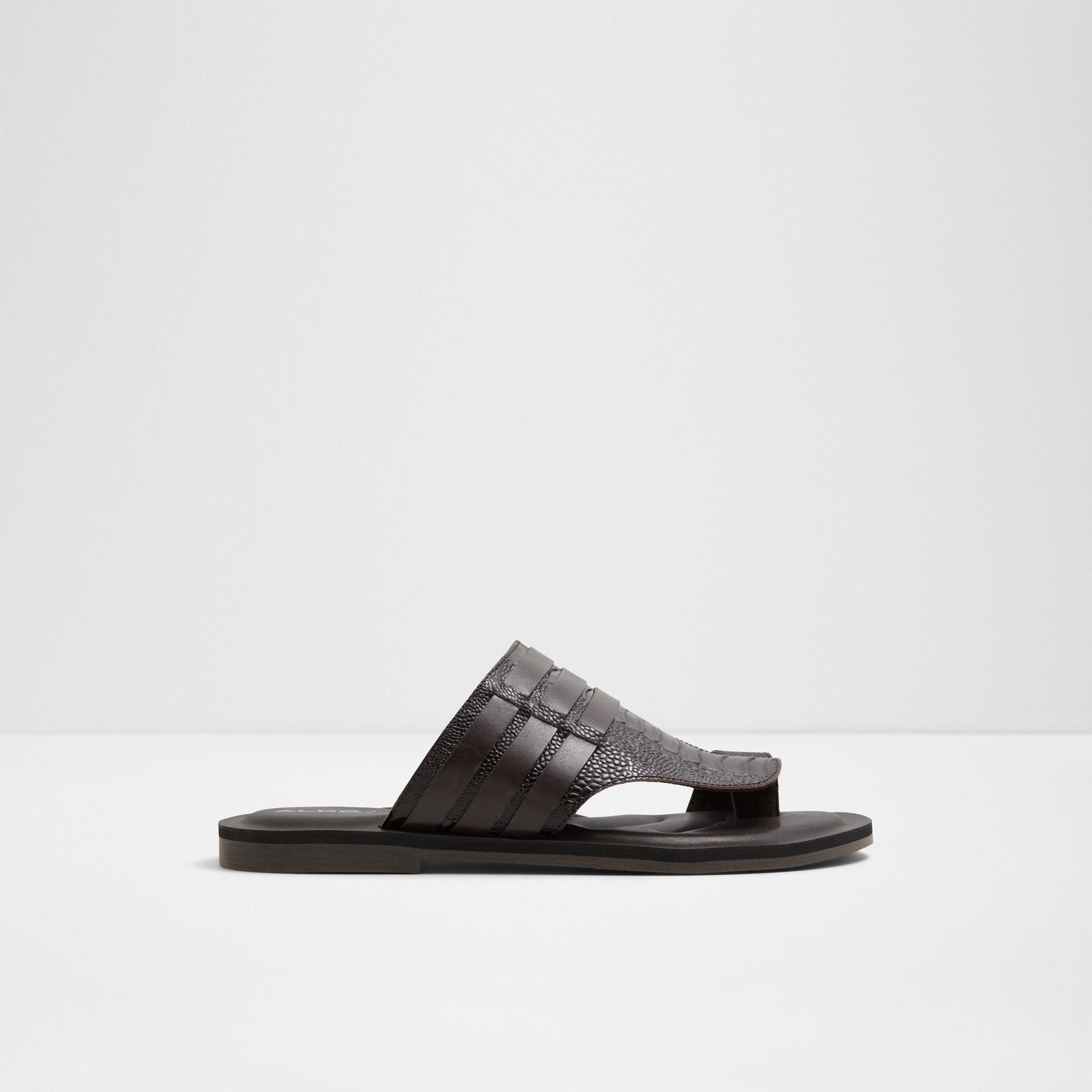 Haorin / Flat Sandals