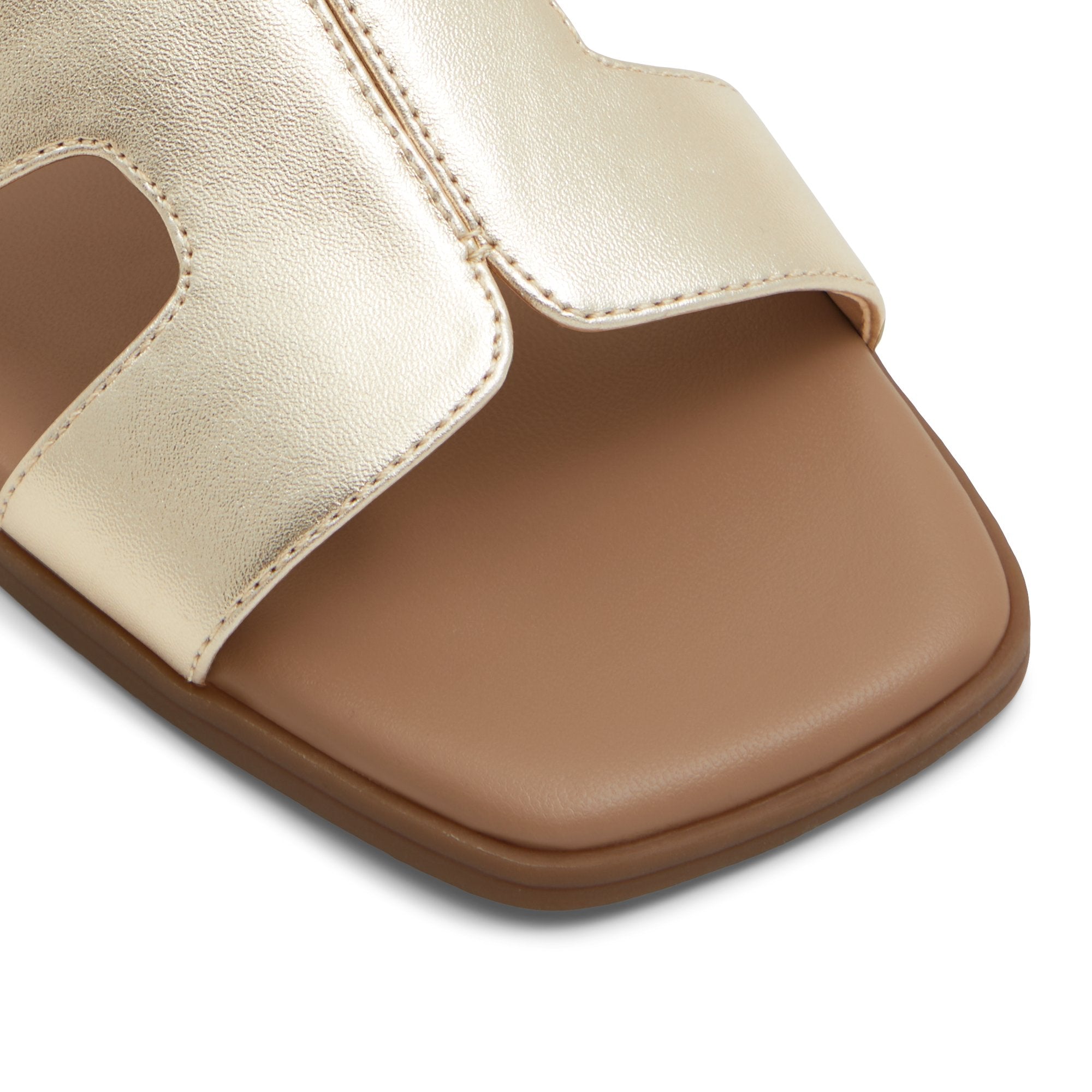 Haylee / Flat Sandals