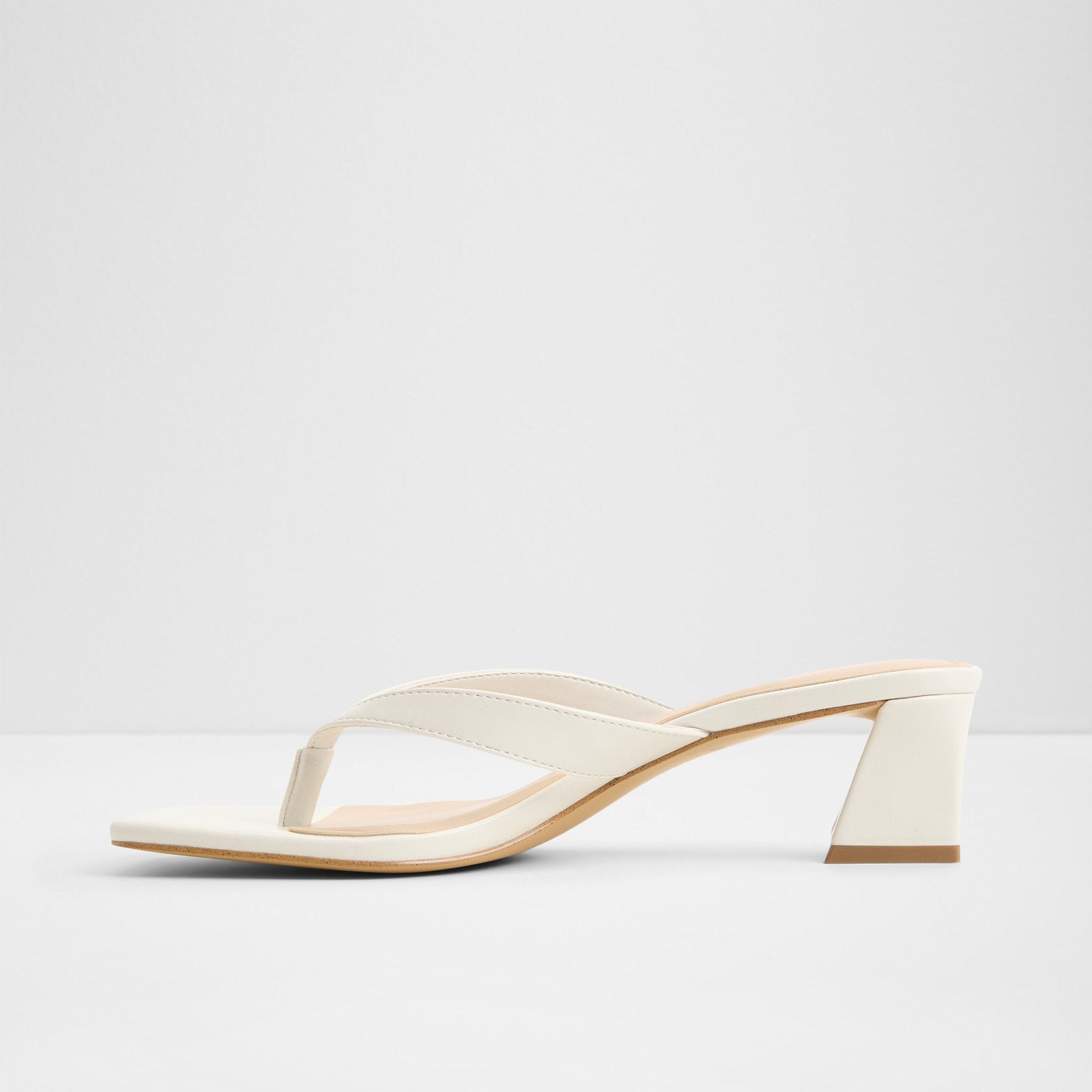 Hazy / Heeled Sandals