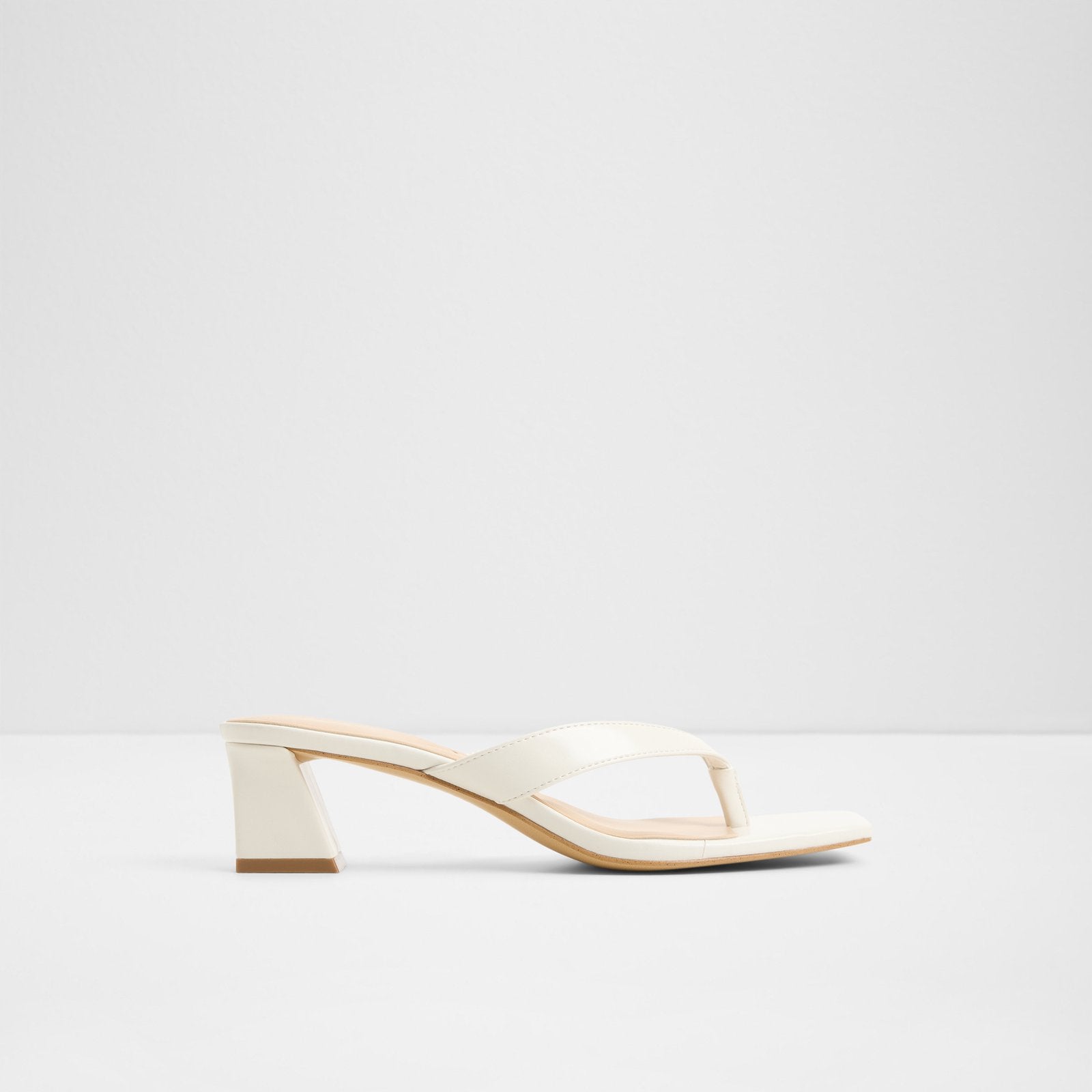 Hazy / Heeled Sandals