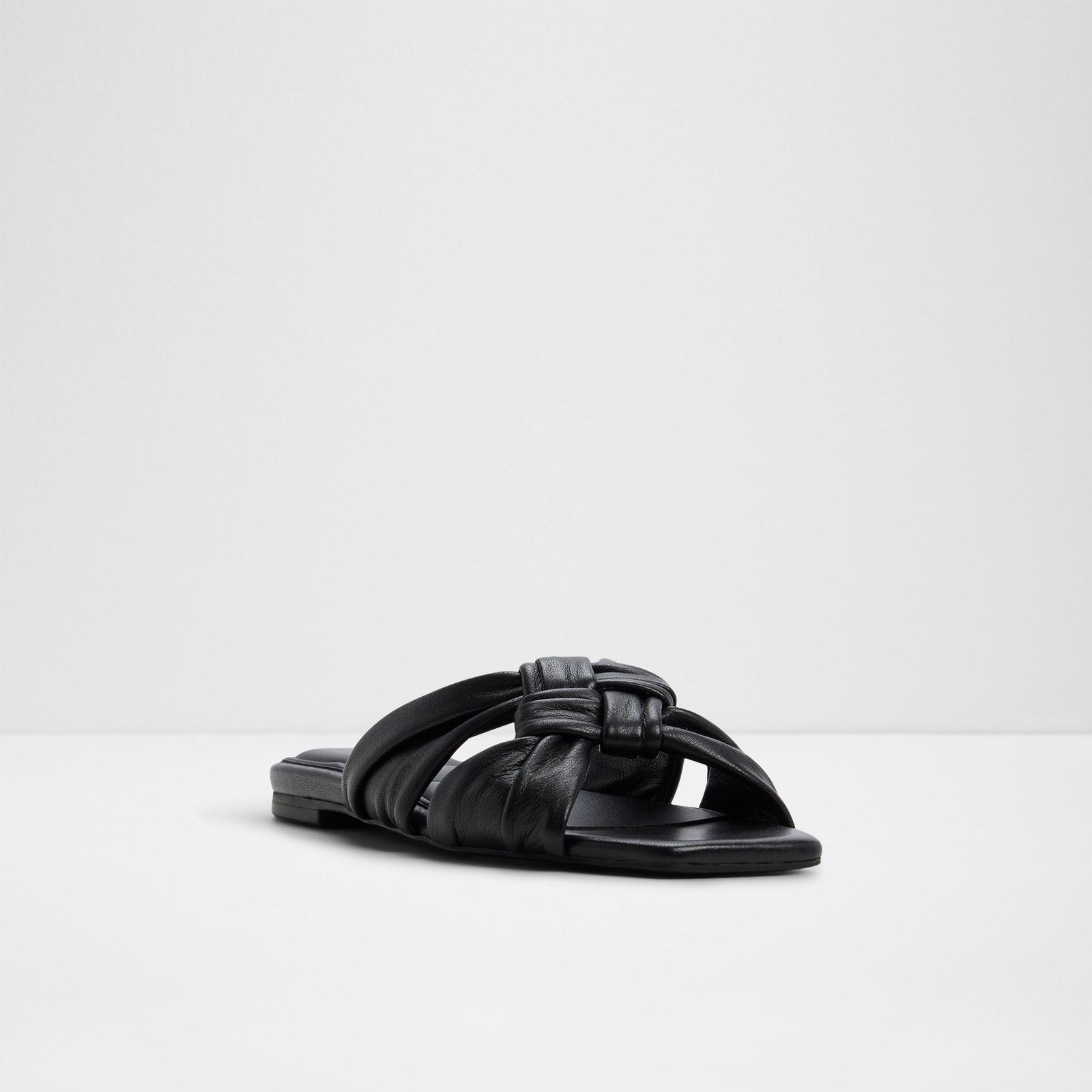 Henrielle-In / Flat Sandals