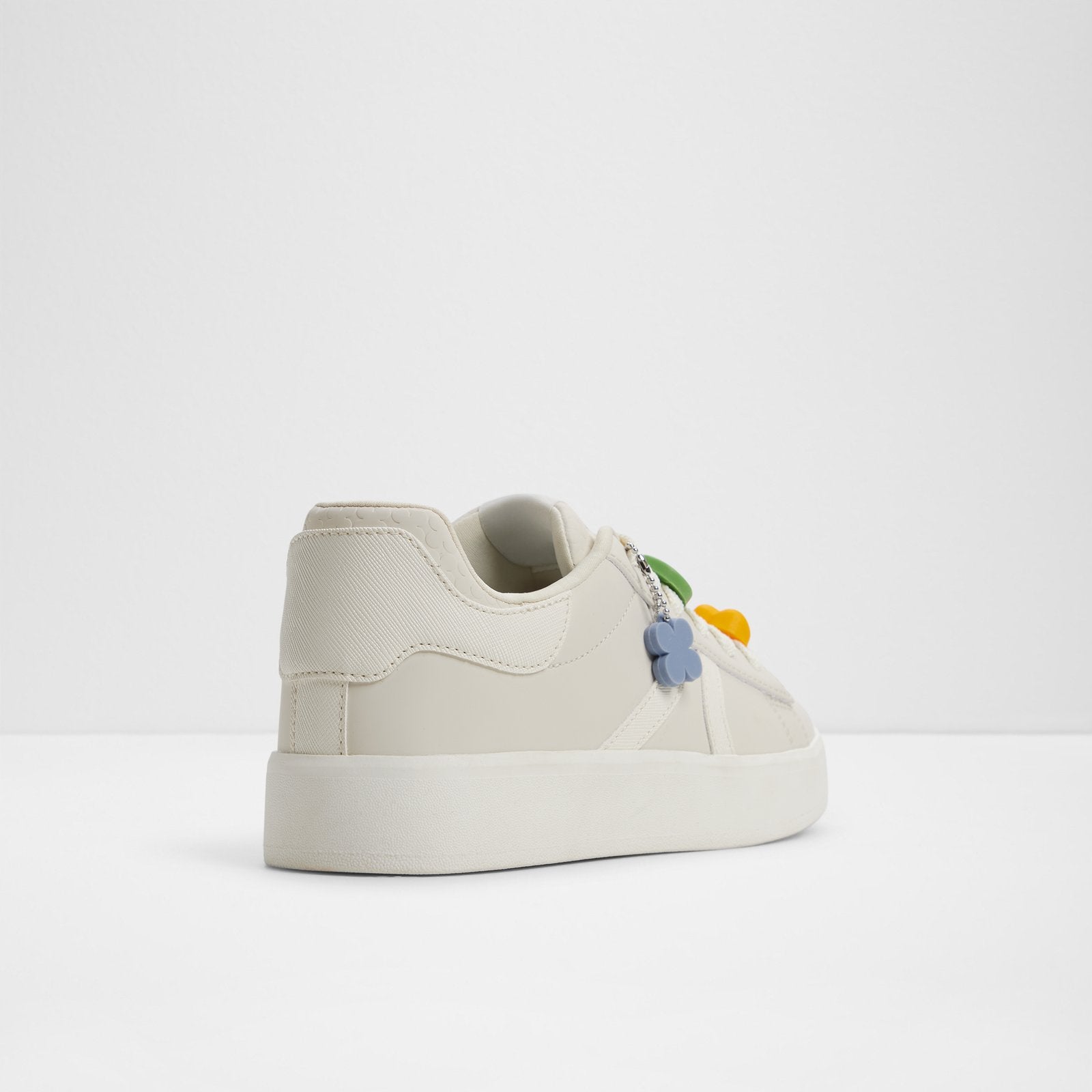 Hypertmc01 / Sneakers