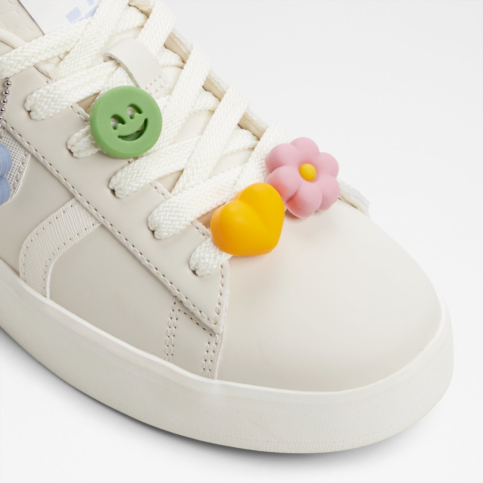 Hypertmc01 / Sneakers