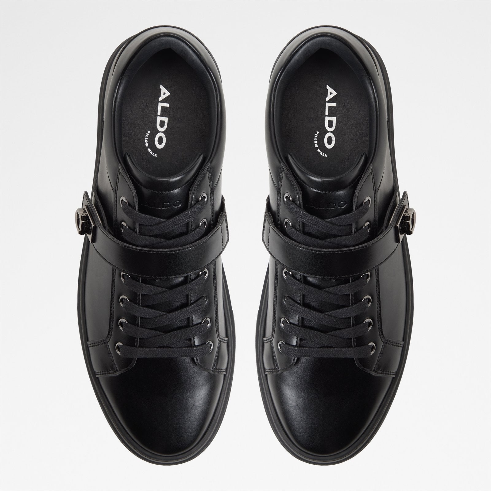 Iann / Lace Ups