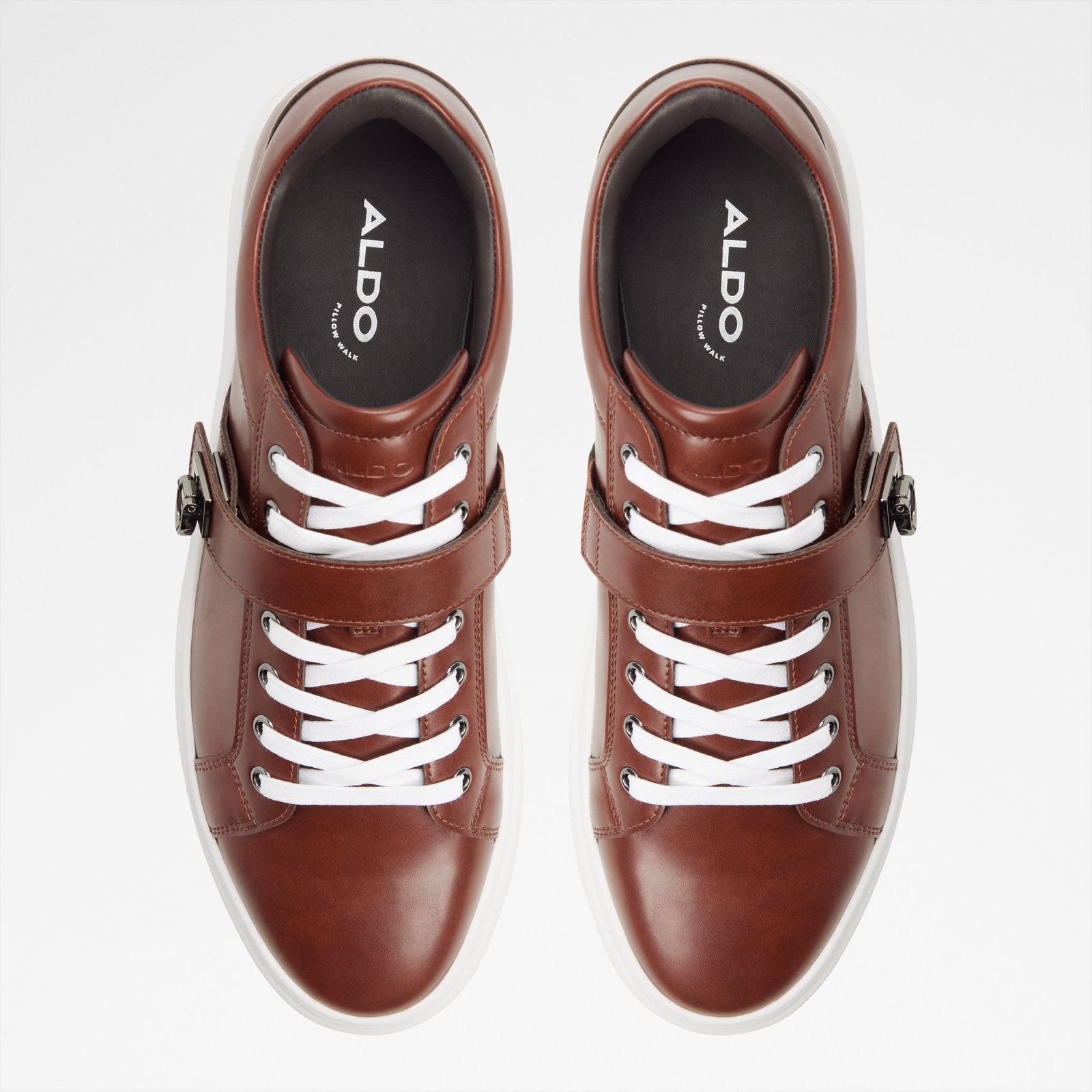 Iann / Lace Ups